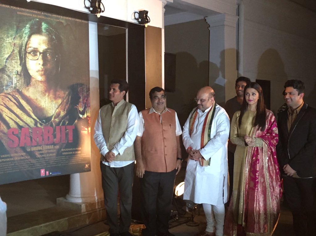 Aishwarya rai, Omung Kumar and Amit shah launch sarbjit poster