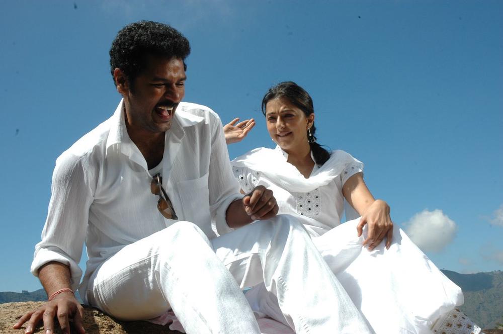 Kalavaadiya Pozhuthugal Tamil Movie Stills | Prabhu Deva | Bhoomika Chawla