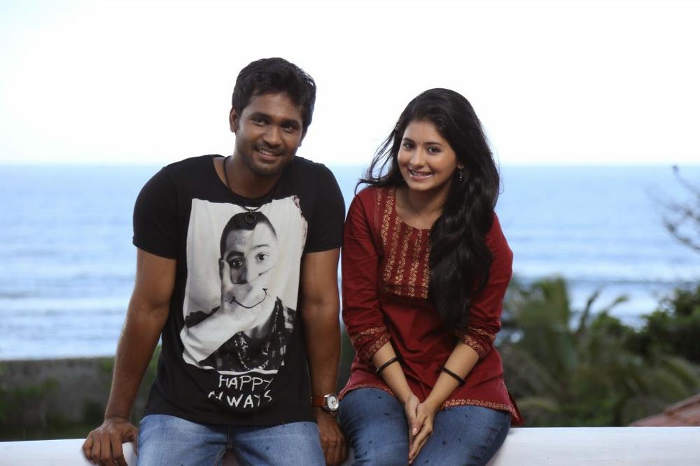 Natpadhigarram-79-Movie-Stiils-Amzath Khan, Reshmi Menon
