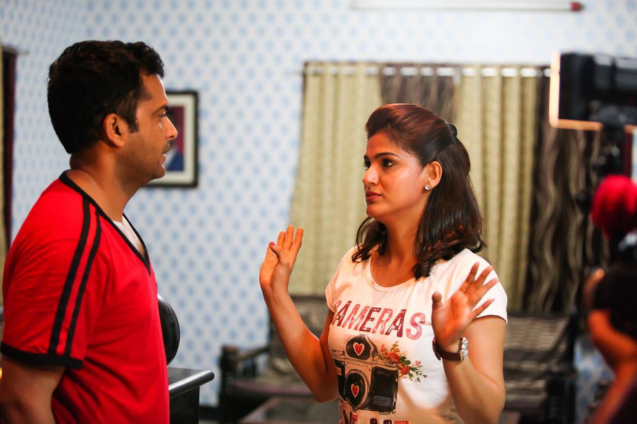 Sivaji, Tharika Still from Seesa Telugu Movie