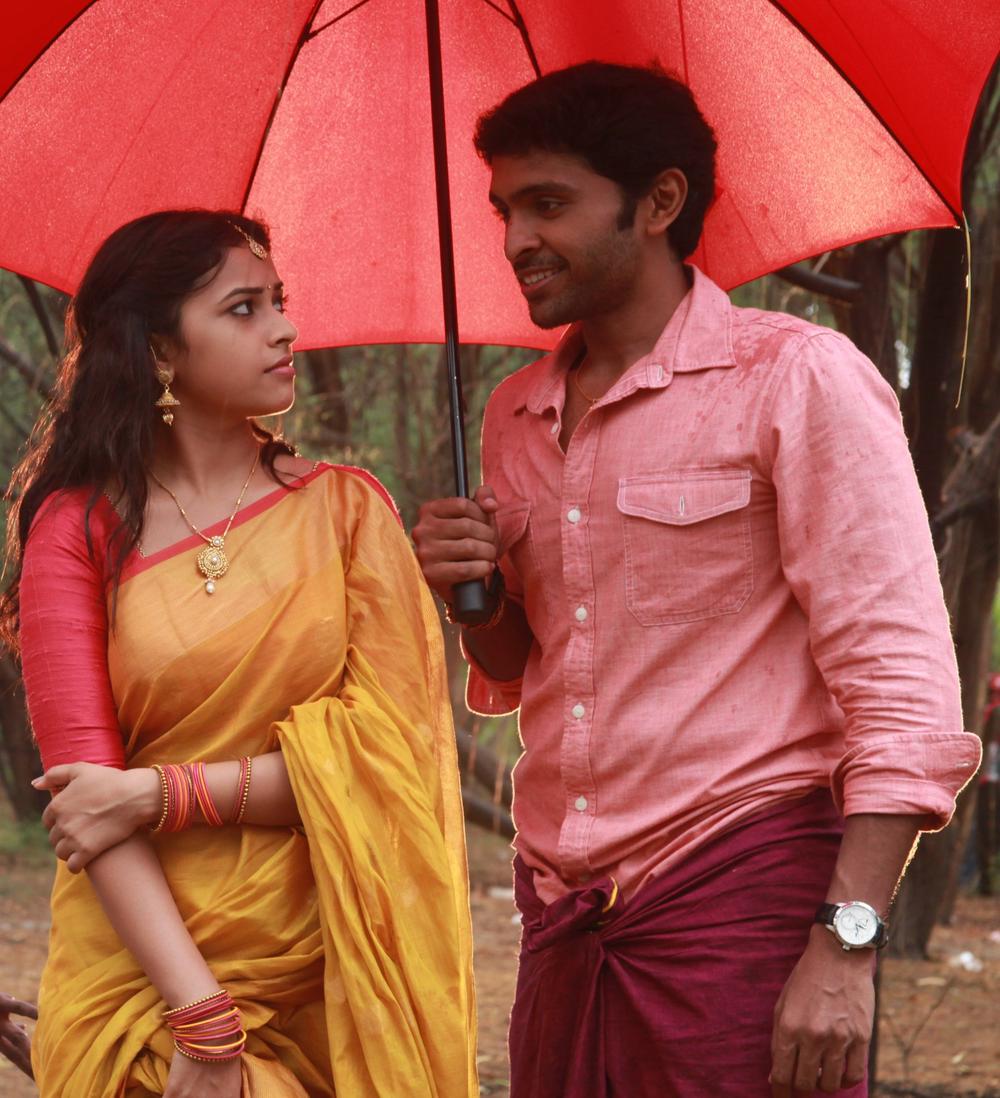 Vellaikaara Durai Tamil Movie Stills - Vikram Prabu, Sri Divya