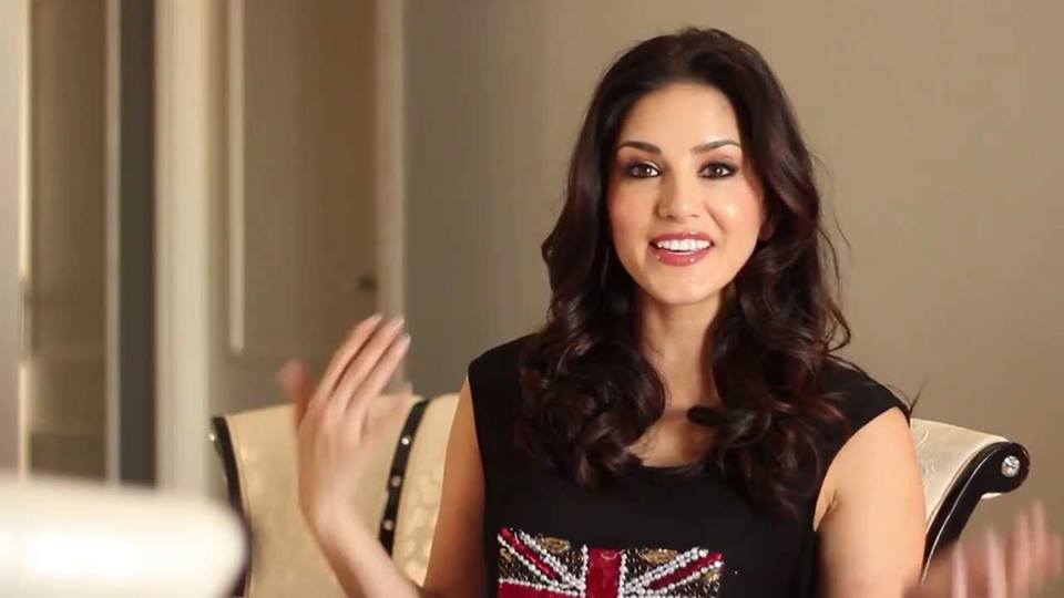 Sunny Leone shares her working experience with SRK