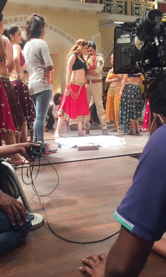 Sardaar Gabbar Singh Movie Working Stills | Pawan Kalyan, Raai Laxmi 