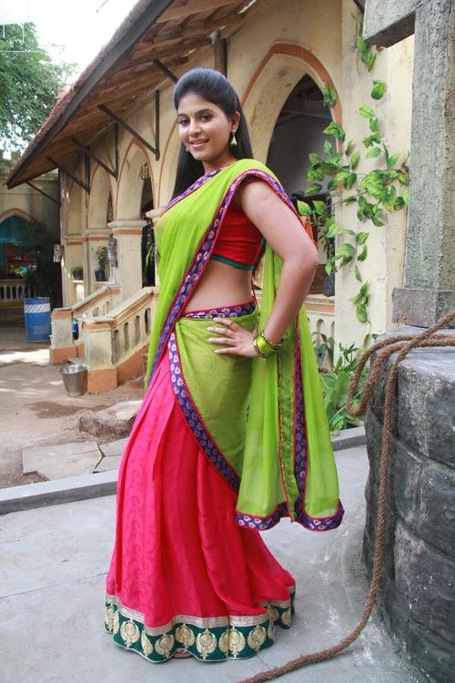 Madha Gaja Raja Tamil Movie Stills starring Anjali