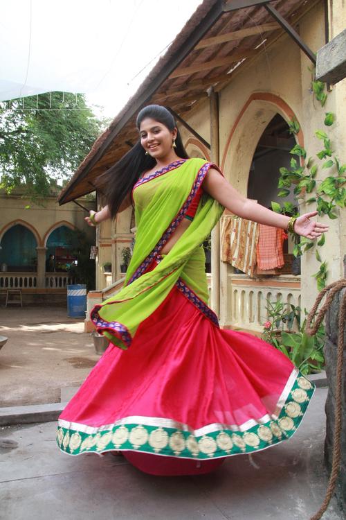 Madha Gaja Raja Tamil Movie Stills satrring Anjali
