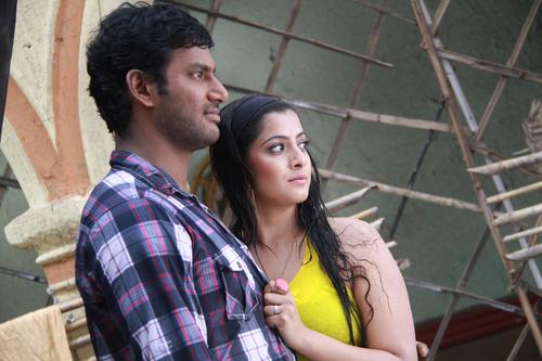 Madha Gaja Raja Tamil Movie Stills starring Vishal, Varalakshmi