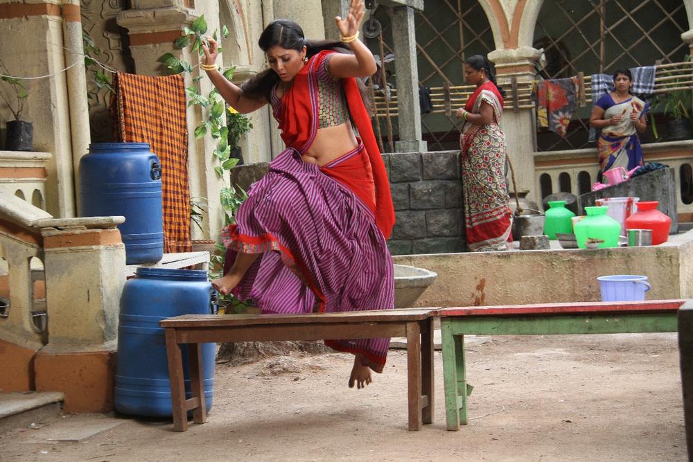 Madha Gaja Raja Tamil Movie Latest Stills