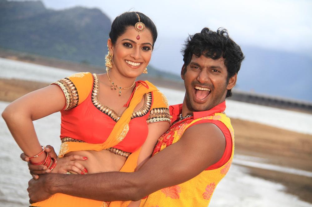 Madha Gaja Raja Tamil Movie Stills | Vishal, Varalakshmi