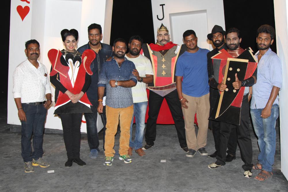 Mayam Kaana Varaiyo Song Working Stills from Kalam | Lakshmi Priyaa Chandramouli, Director Robert S Raj