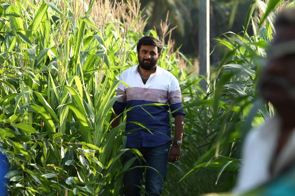 Sasikumar Stills from Vetrivel Movie