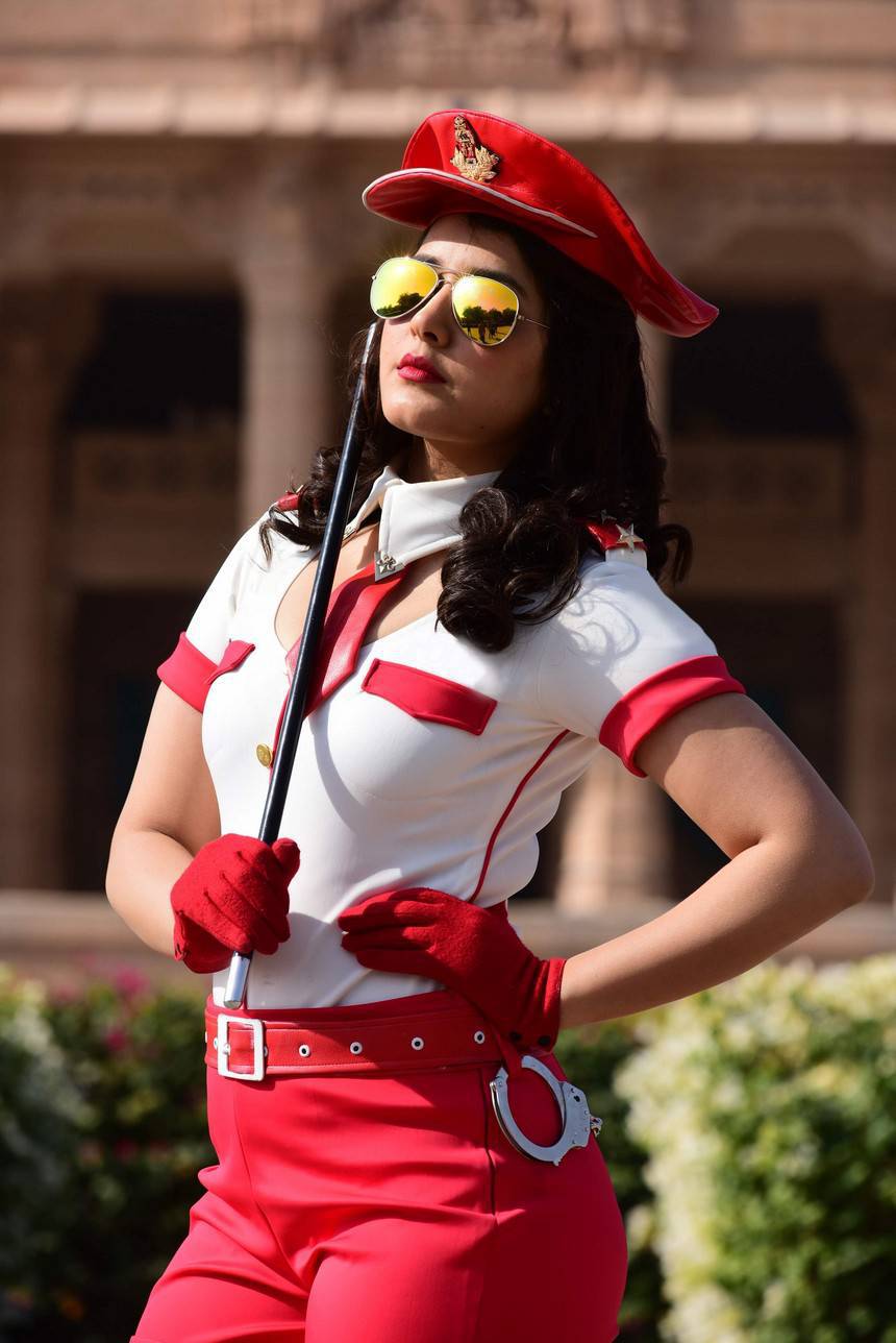 Supreme Telugu Movie Stills | Raashi Khanna
