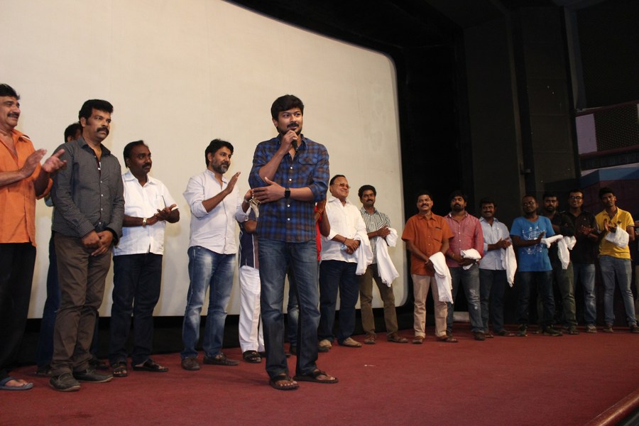  Director Union Association Felicitated Manithan Team