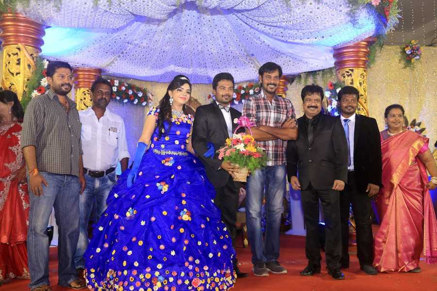 Director R. Pandiarajan Son Prithvirajan Weds Akshaya wedding reception Stills