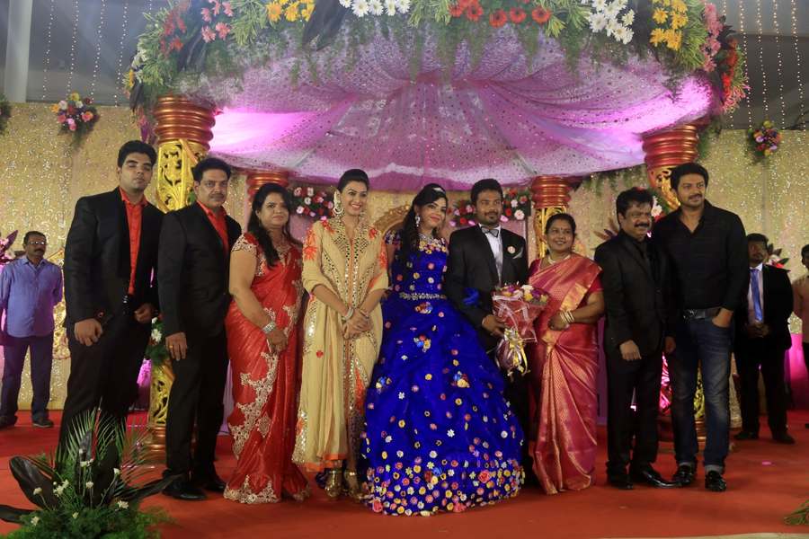 Director R. Pandiarajan Son Prithvirajan Weds Akshaya wedding reception Stills