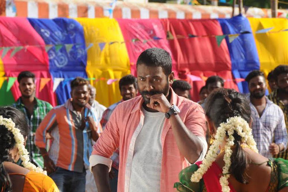Achamindri Tamil Movie Stills