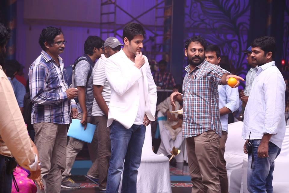 Brahmotsavam Shooting Spot Stills - Mahesh Babu, Director Srikanth Addala