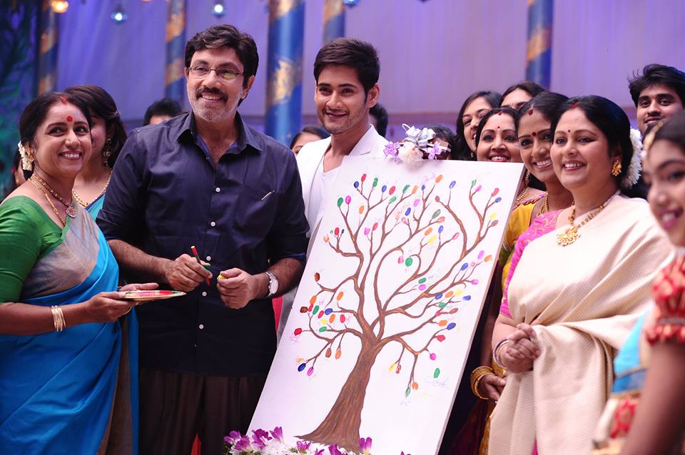 Brahmotsavam Shooting Spot Stills - Mahesh Babu, Satyaraj, Revathi, Jayasudha