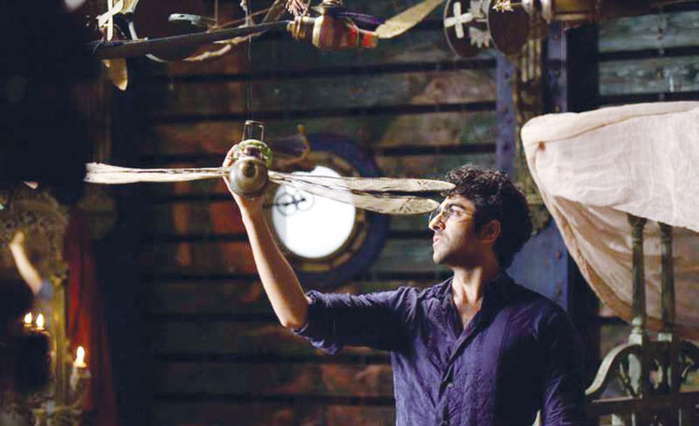 Hawaizaada Hindi Movie Sills & Posters | Ayushmann Khurrana
