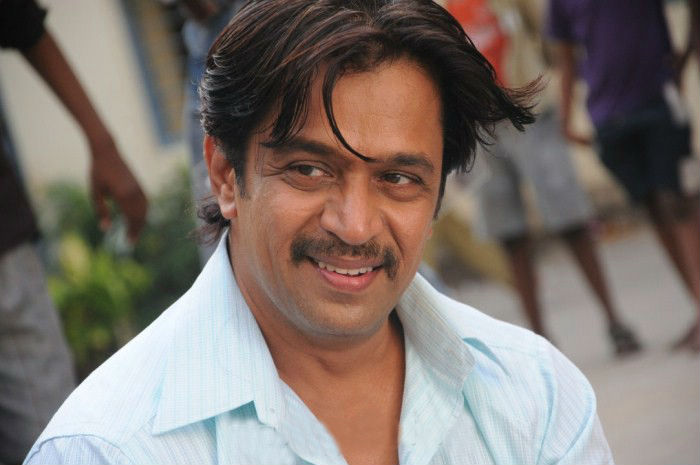 Arjun directs & produces a romantic entertainer for his daughter