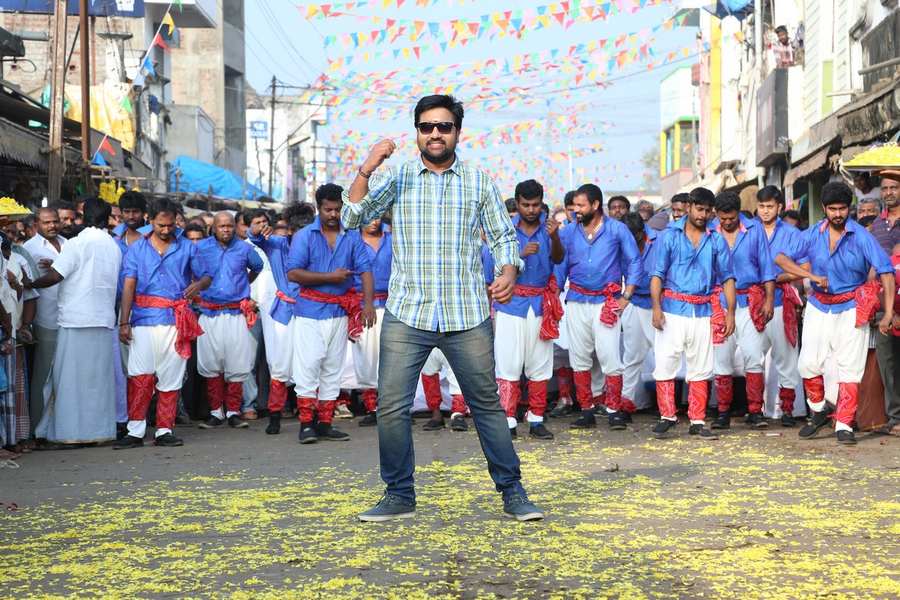 Adra Machan Visilu Movie Stills | Shiva