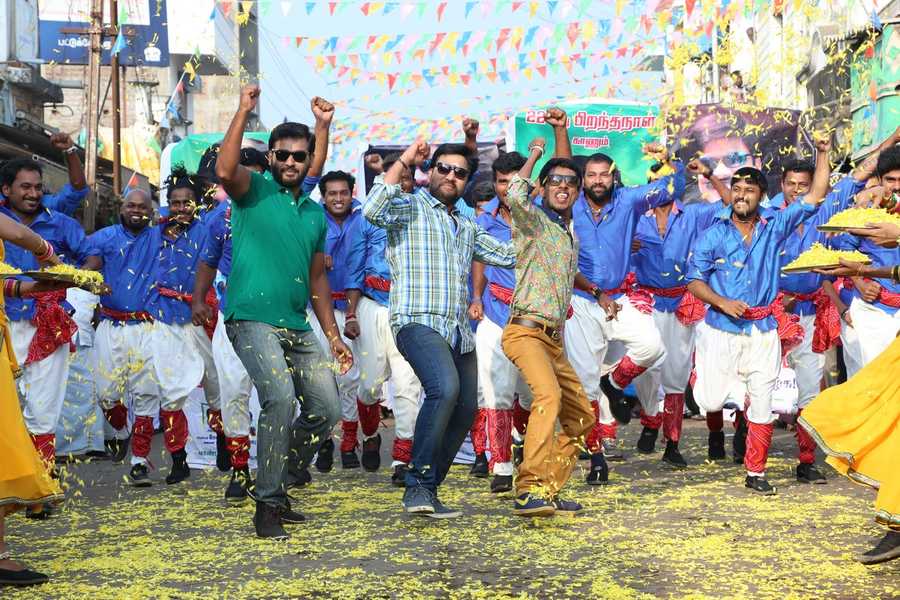 Adra Machan Visilu Movie Stills | Shiva