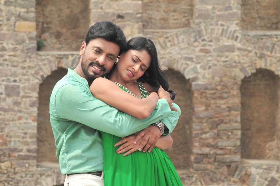 Kadhal Agathee Movie Stills
