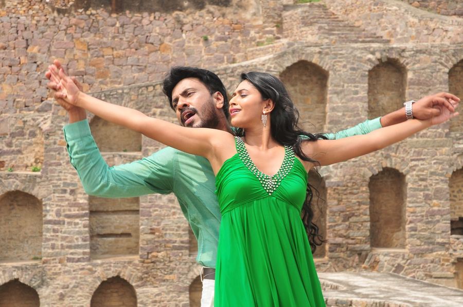 Kadhal Agathee Movie Stills